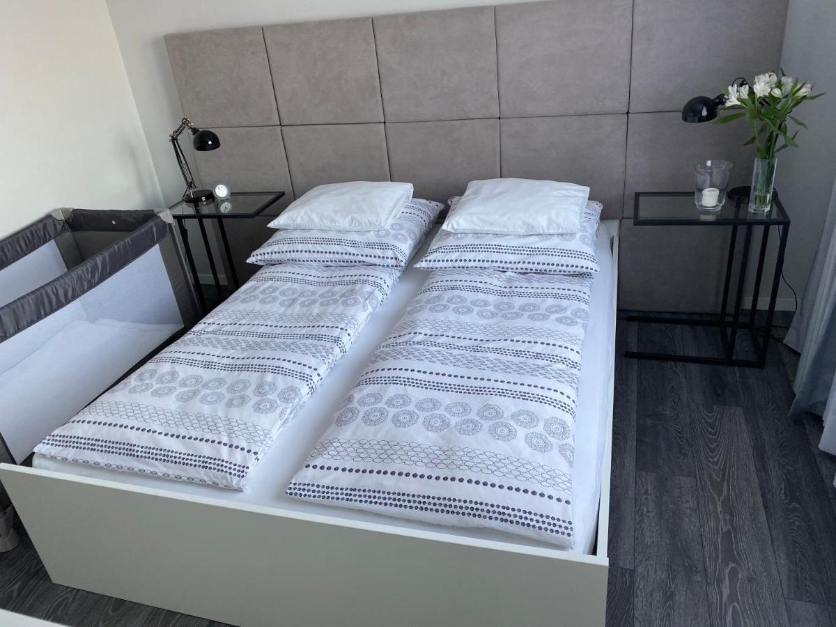 Apartament 63 Apartman Częstochowa Kültér fotó